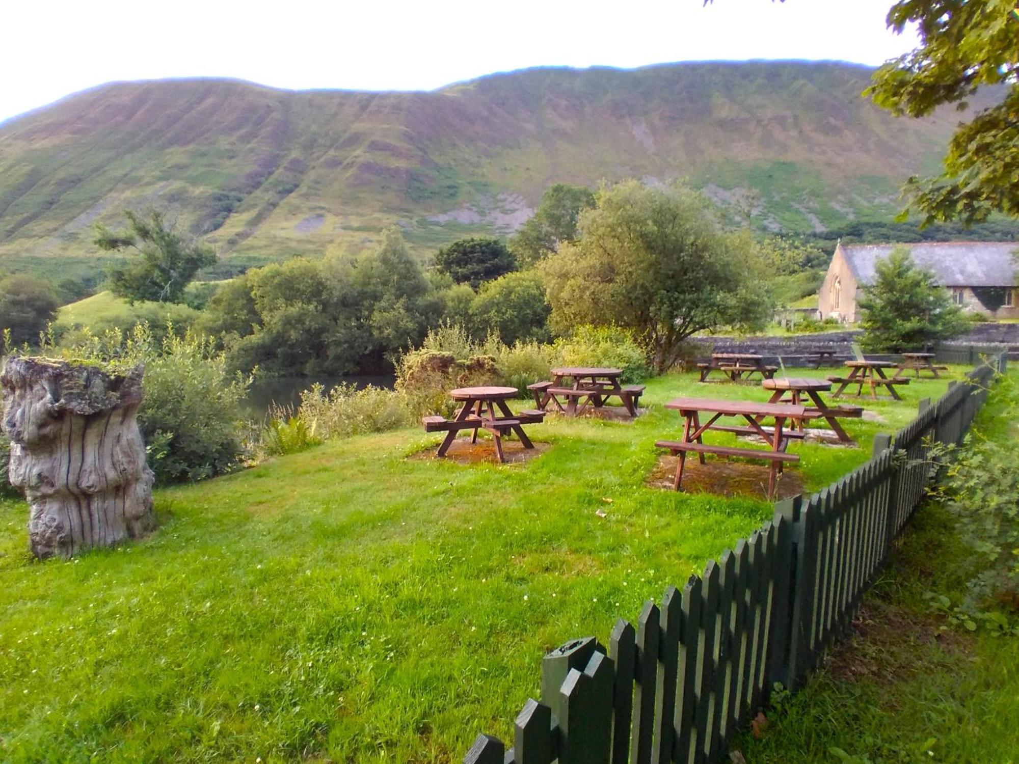 Pen-Y-Bont Hotel Tal-y-llyn Extérieur photo